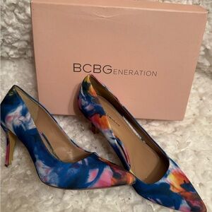 Multi color BCBG pumps